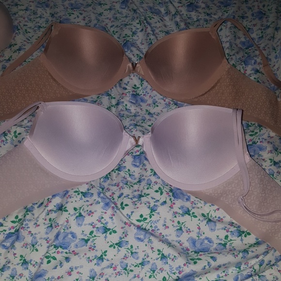 2 36c victoria secret bras - Picture 4 of 5